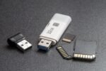 Jak podłączyć pendrive do iPhone