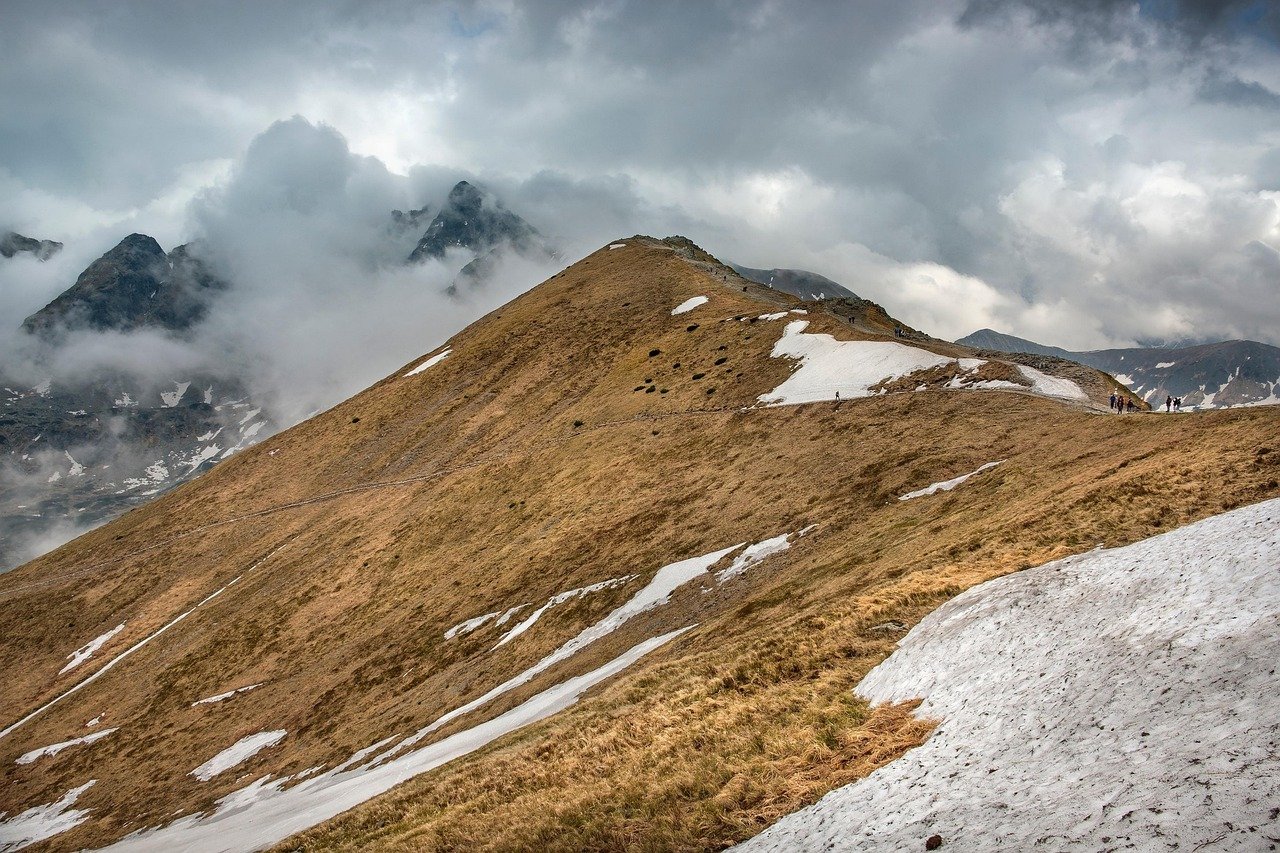 Ile się idzie na Morskie Oko?